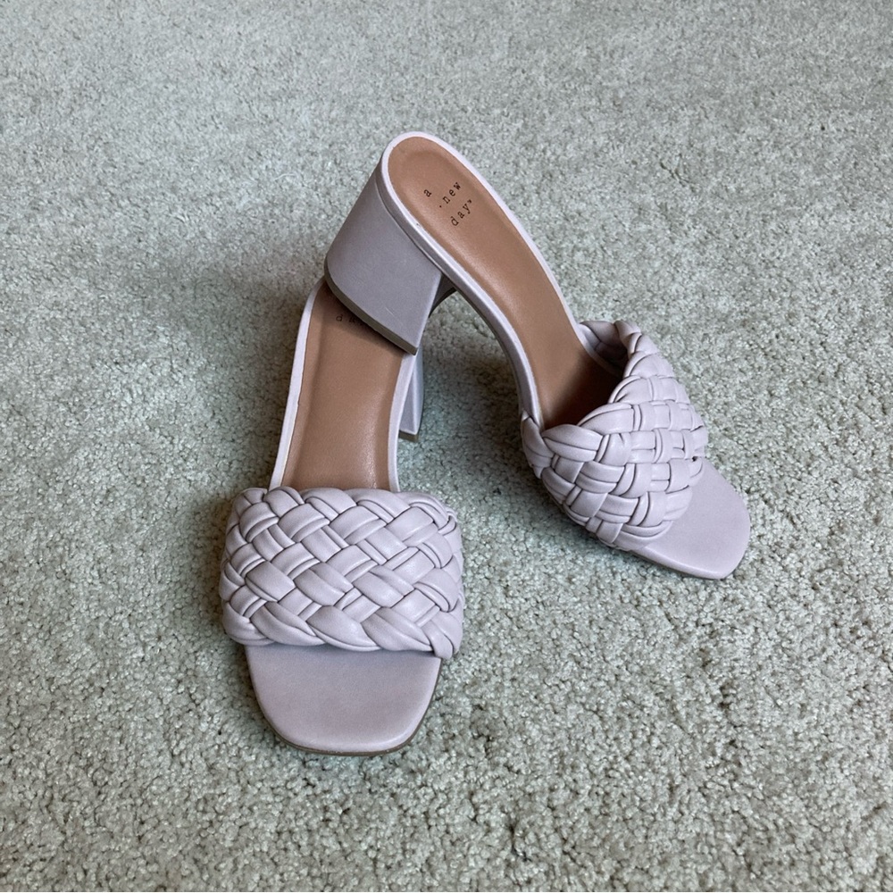 A New Day Women’s Dorothy slide heels lavender size 6.5 new